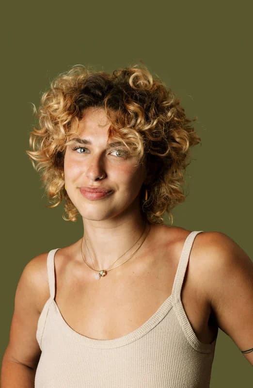 Inès